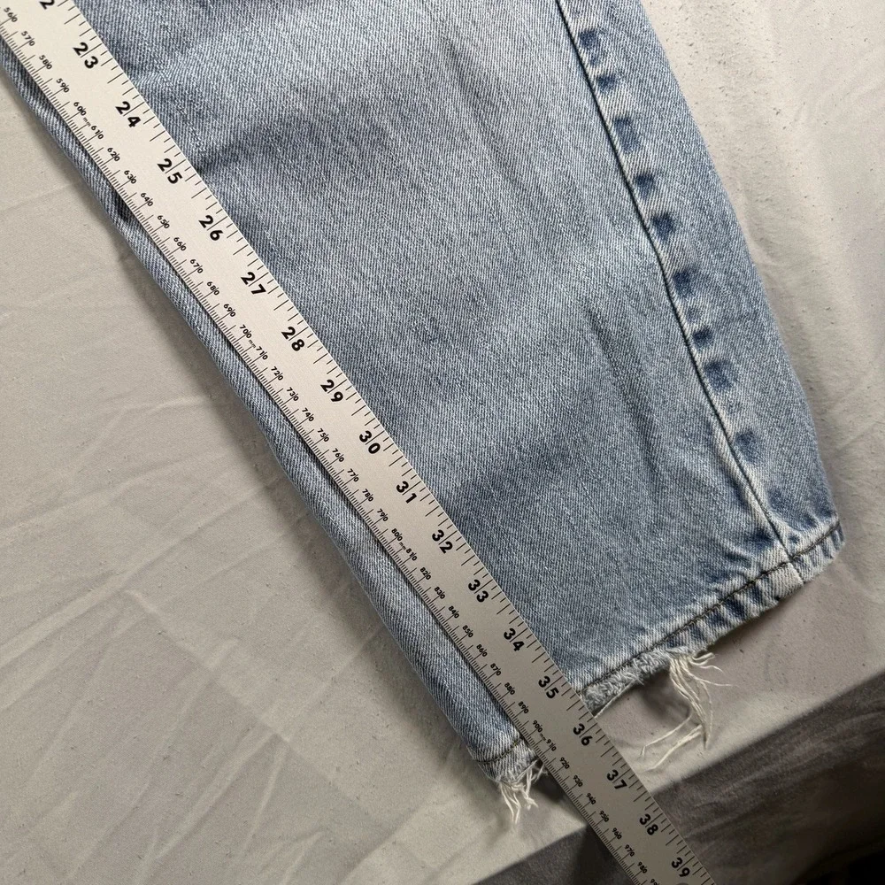 Vintage Y2K Levis Jeans Mens 36x36 (Fits 34x36) Light Wash Denim Relaxed Fit
